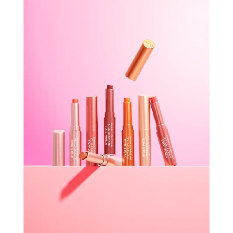 MUA Makeup Academy Hydra Juice Peptide Shimmer Lip Stylo bleščeča šminka s hranilnim učinkom odtenek Raspberry Jam 1.5 g