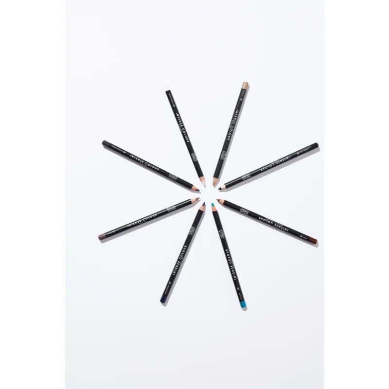 MUA Makeup Academy Intense Colour svinčnik za oči z intenzivno barvo odtenek Lights Out 1.5 g
