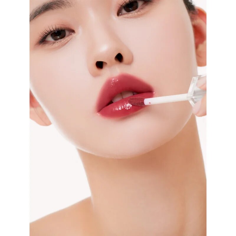 MUZIGAE MANSION Icy Glow svetleči sijaj za ustnice odtenek 08 Slay 5 ml