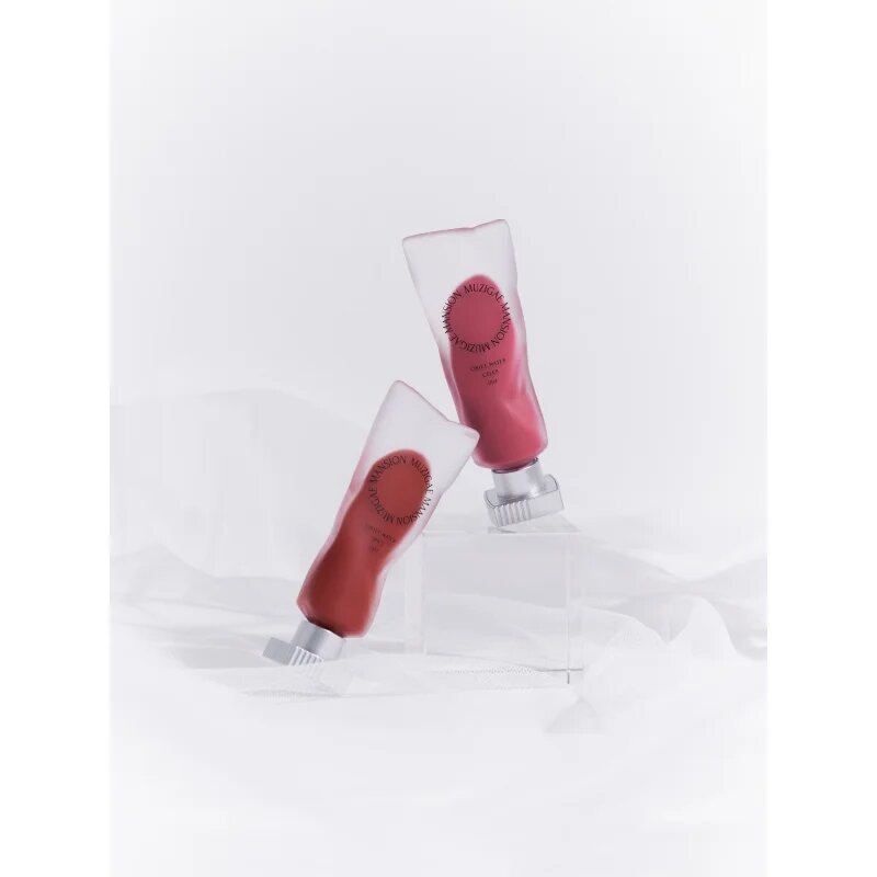 MUZIGAE MANSION Objet Water mat vlažilna tekoča šminka odtenek 004 Celeb 5.8 ml