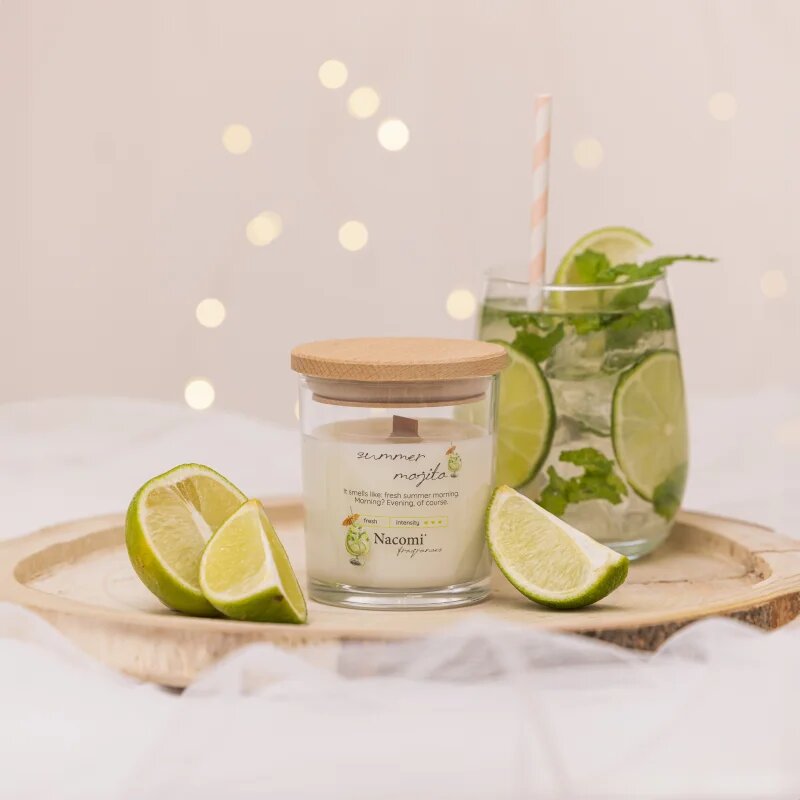 Nacomi Soy Candle Home Fragrances dišeča sveča z lesenim stenjem 140 g