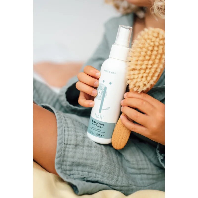 Naif Baby & Kids Hair Lotion hranilni balzam brez spiranja za lažje razčesavanje las 150 ml