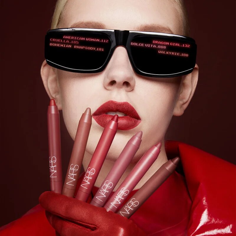 Nars POWERMATTE HIGH-INTENSITY LIP PENCIL dolgoobstojni svinčnik za ustnice z mat učinkom odtenek CRUELLA 24 g