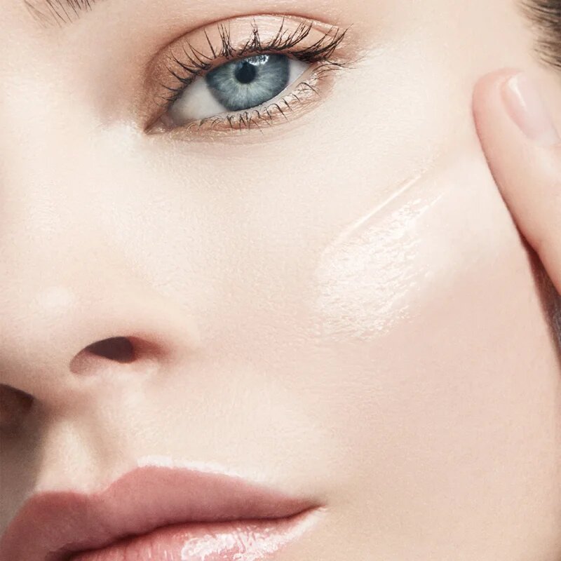 Nars Skin Light Reflecting Moisturizer vlažilna in posvetlitvena krema za obraz 50 ml