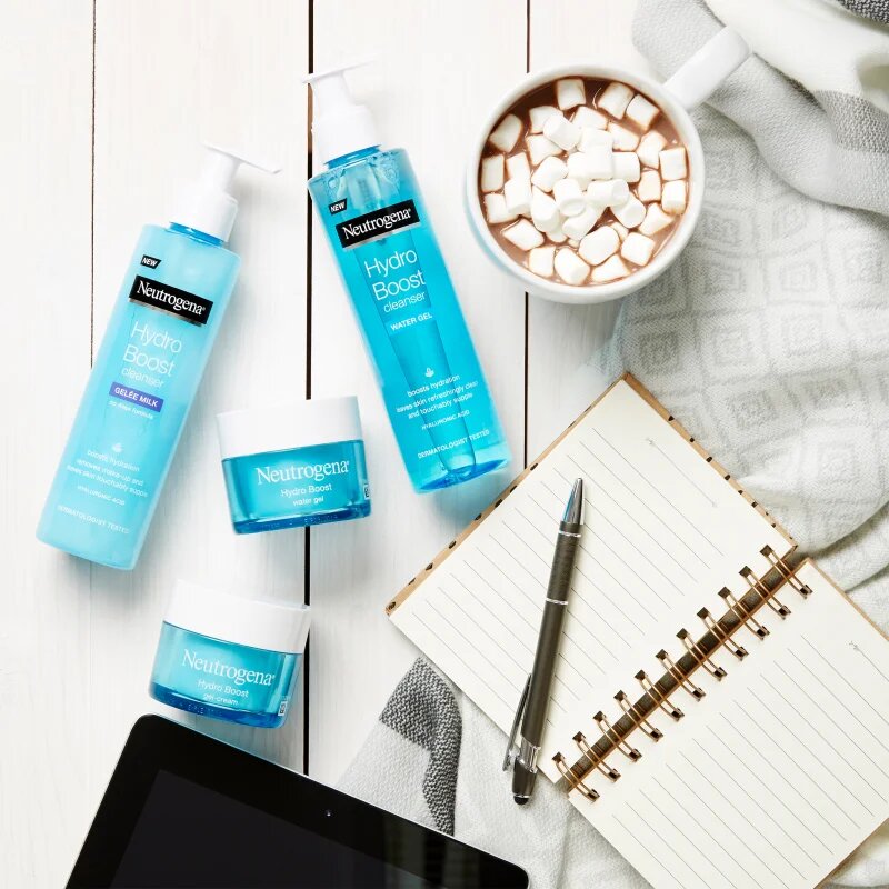 Neutrogena Hydro Boost® mleko za odstranjevanje ličil 200 ml