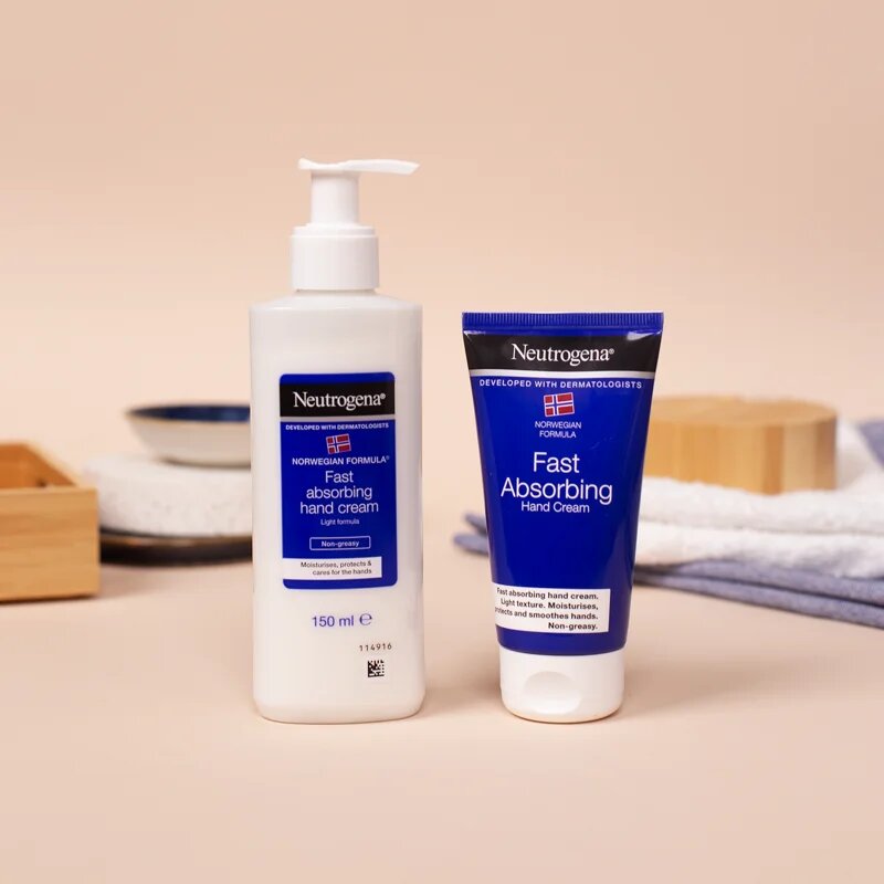 Neutrogena Norwegian Formula® krema za roke ki se hitro absorbira 150 ml
