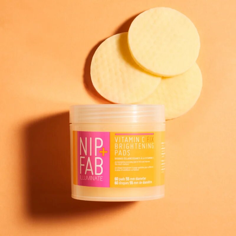 NIP+FAB Vitamin C Fix čistilne blazinice za osvetlitev kože 60 kos