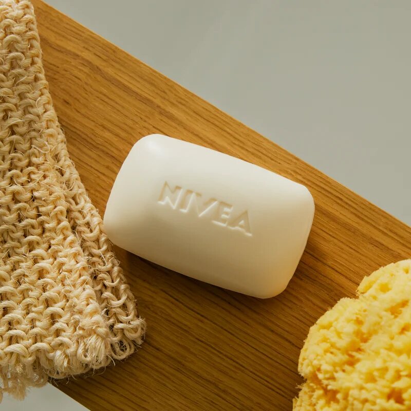 Nivea Creme Care trdo milo ugodno pakiranje