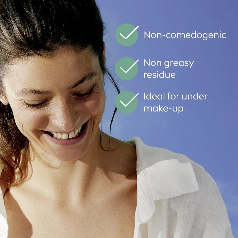 Nivea Derma Skin Clear lahki zaščitni fluid SPF 50+ 40 ml