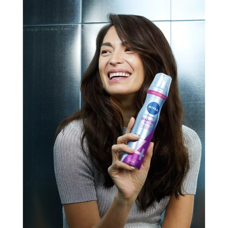 Nivea Diamond Gloss lak za lase 250 ml