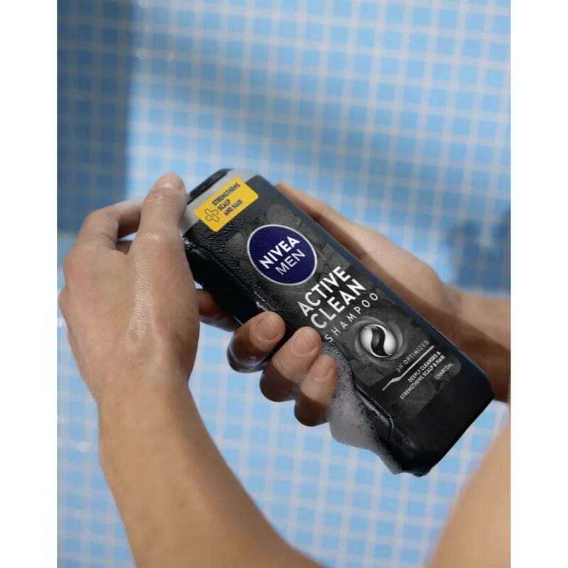 Nivea MEN Active Clean globinsko čistilni šampon z aktivnim ogljem 500 ml