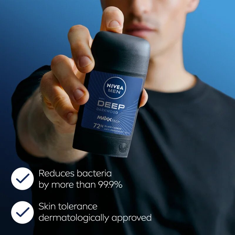 Nivea MEN Deep trdi antiperspirant za moške Black Carbon Dark Wood 50 ml