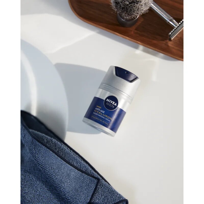 Nivea MEN Hyaluron Pro-Retinol krema proti gubam ugodno pakiranje za moške
