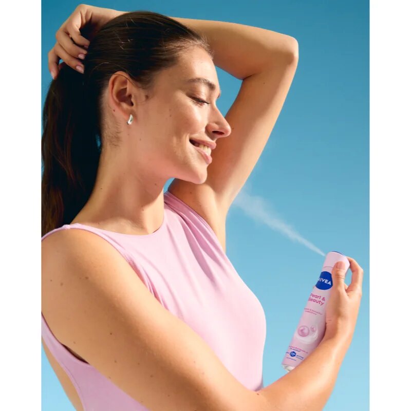 Nivea Pearl & Beauty antiperspirant v pršilu 72 ur 200 ml