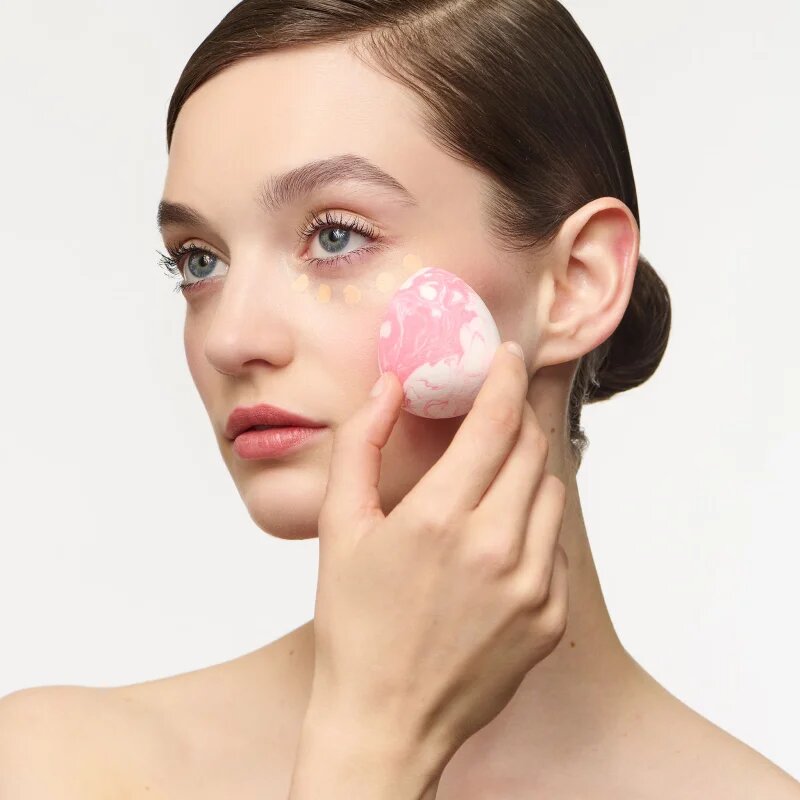 NOBEA Accessories Multi-purpose Make-up Sponge precizna gobica za tekoči puder 3.5 g