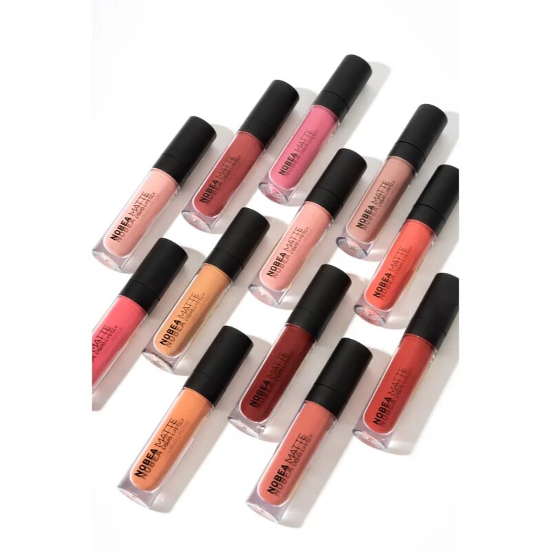 NOBEA Day-to-Day Matte Liquid Lipstick mat tekoča šminka odtenek Carmine Red #M09 7 ml