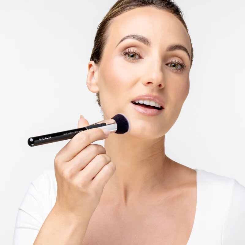 Notino Makeup Brushes Professional Foundation Buffer Make-Up Brush 124 čopič za make-up 1 kos