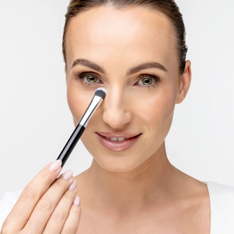 Notino Makeup Brushes Professional Tapered Concealer Make-Up Brush 181 čopič za korektor 1 kos