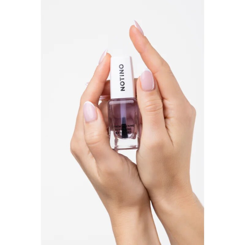 Notino Nail Care Strengthening Fortifying Base Coat lak za krepitev nohtov 10 ml
