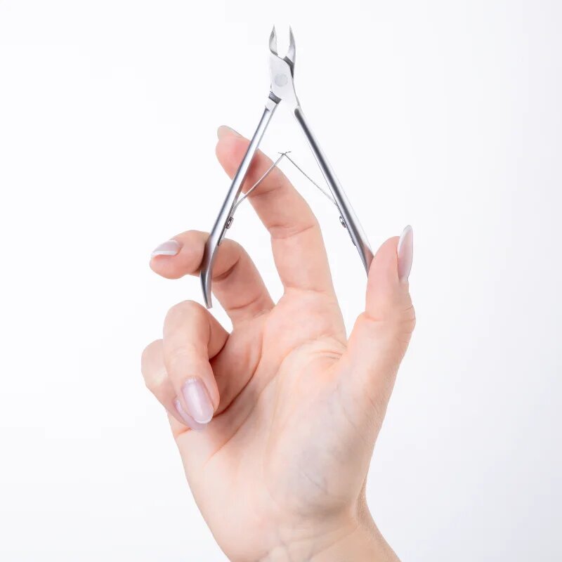 Notino Nail Tools Cuticle Nippers klešče za obnohtno kožico 1 kos