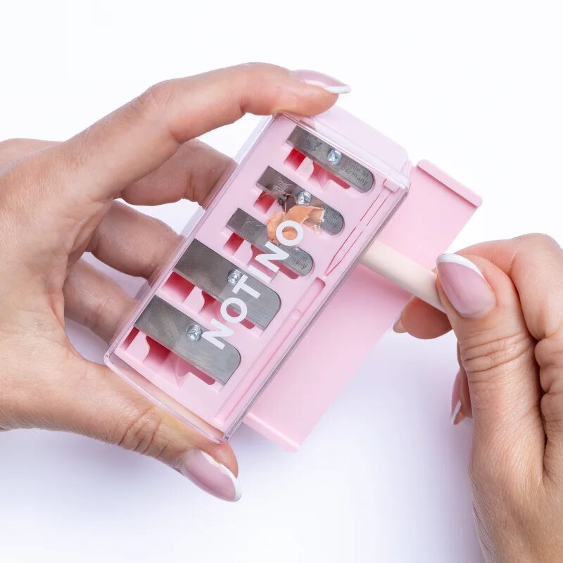 Notino Professional Universal Pencil Sharpener kozmetični šilček 1 kos