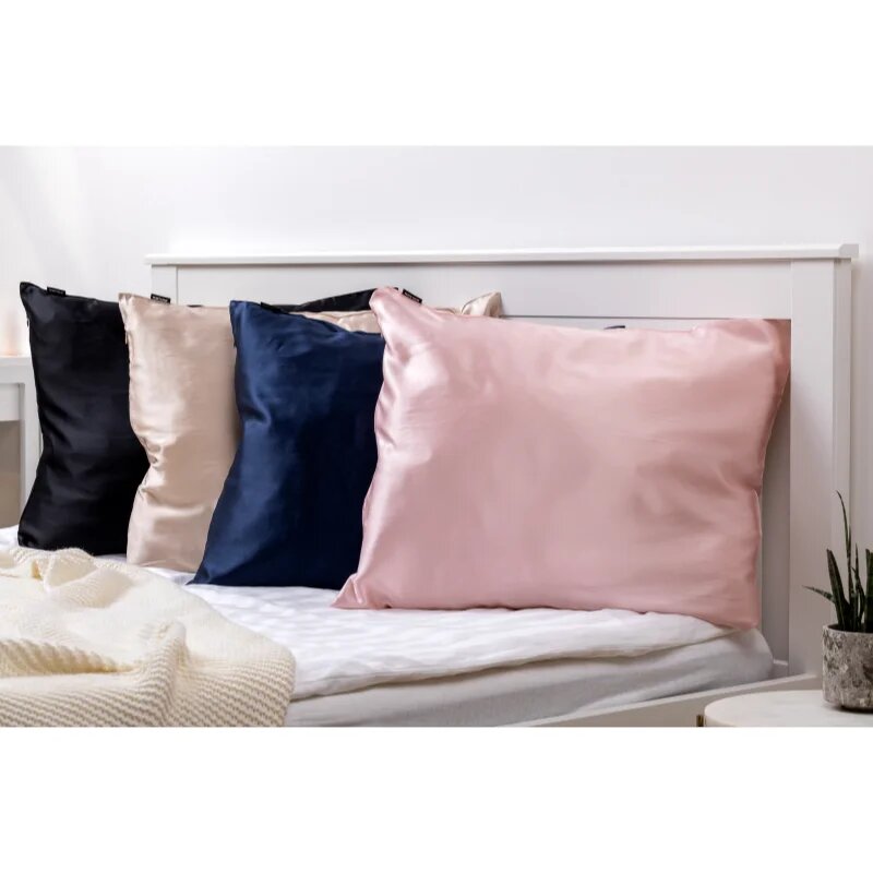 Notino Silk Collection Pillowcase svilena prevleka za vzglavnik Black 50x60 cm