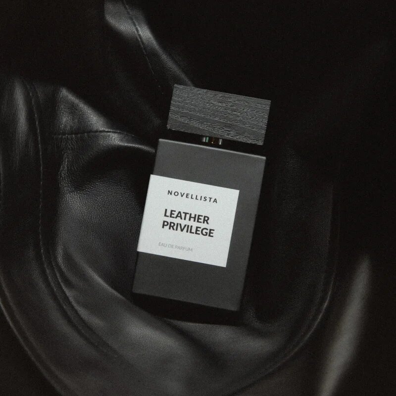 NOVELLISTA Leather Privilege parfumska voda uniseks 75 ml