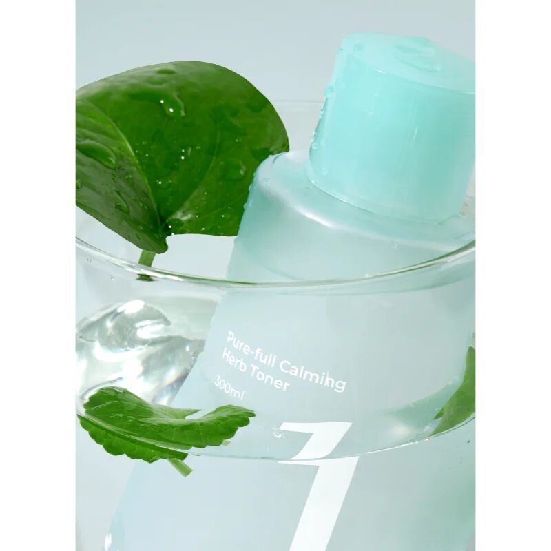 Numbuzin No. 1 Pure-Full Calming Herb Toner pomirjajoči tonik za obraz za problematično kožo 300 ml