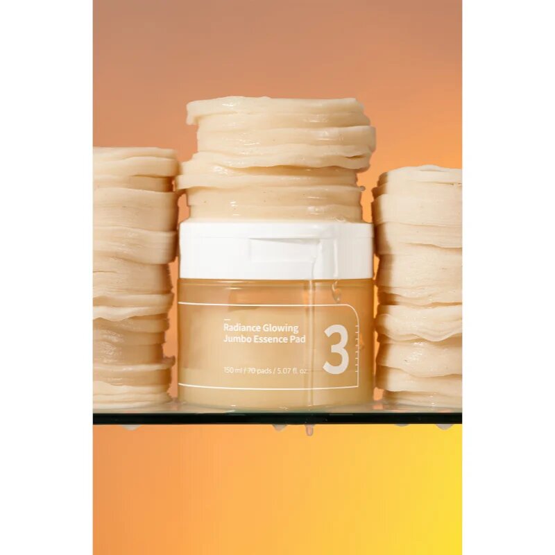 Numbuzin No. 3 Radiance Glowing Jumbo Essence Pad tonizirajoče blazinice za osvetljevanje kože in hidratacijo 70 kos