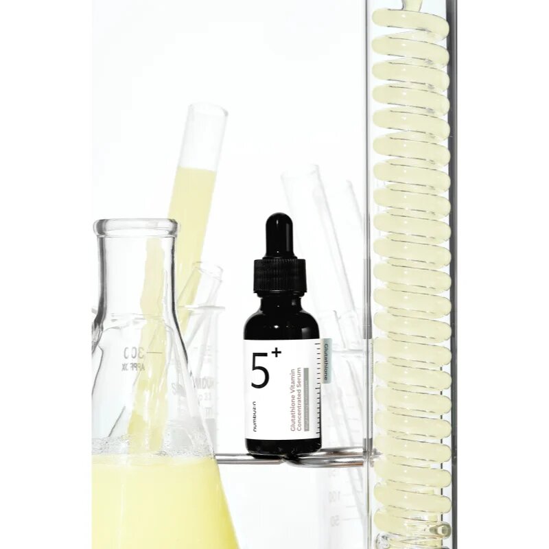 Numbuzin No. 5 Glutathione Vitamin Concentrated Serum koncentrirani serum za obraz za kožo s hiperpigmentacijo 30 ml