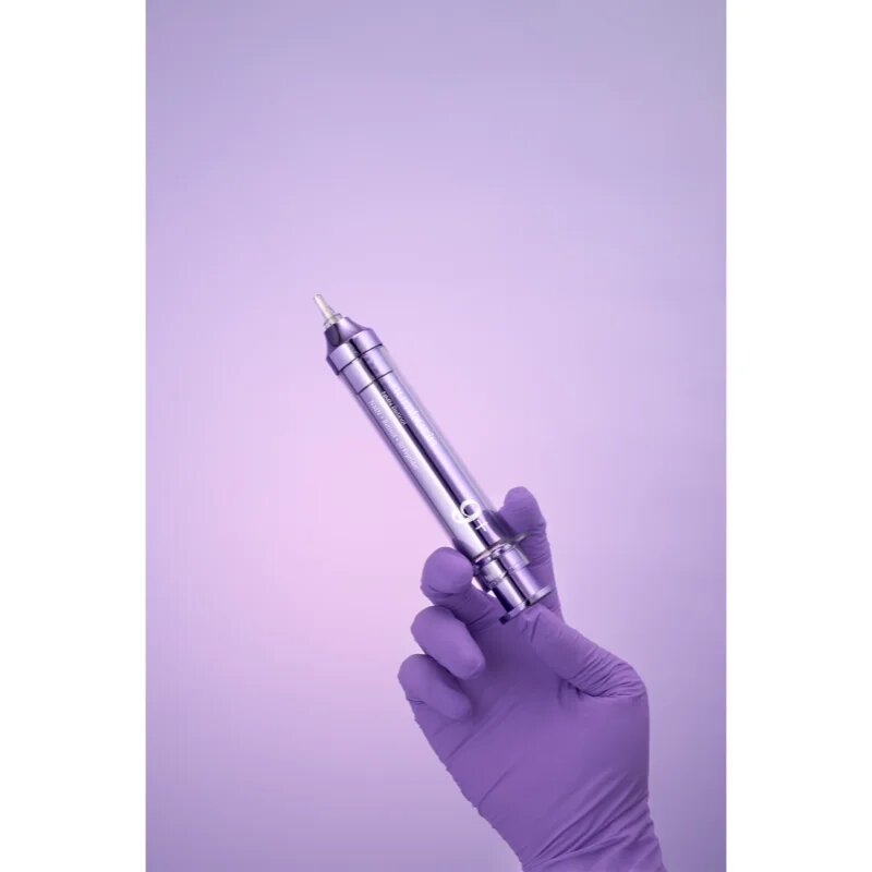 Numbuzin No. 9 NAD+ Retinol Volumetox Eye Cream krema proti gubam za predel okoli oči za redukcijo oteklin in temnih kolobarjev 10 ml