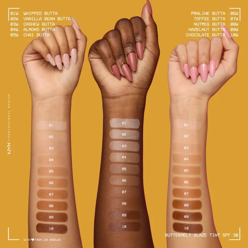 NYX Professional Makeup Buttermelt Glaze posvetlitveni tonirani fluid SPF 30 odtenek 04 Almond Butta 30 ml