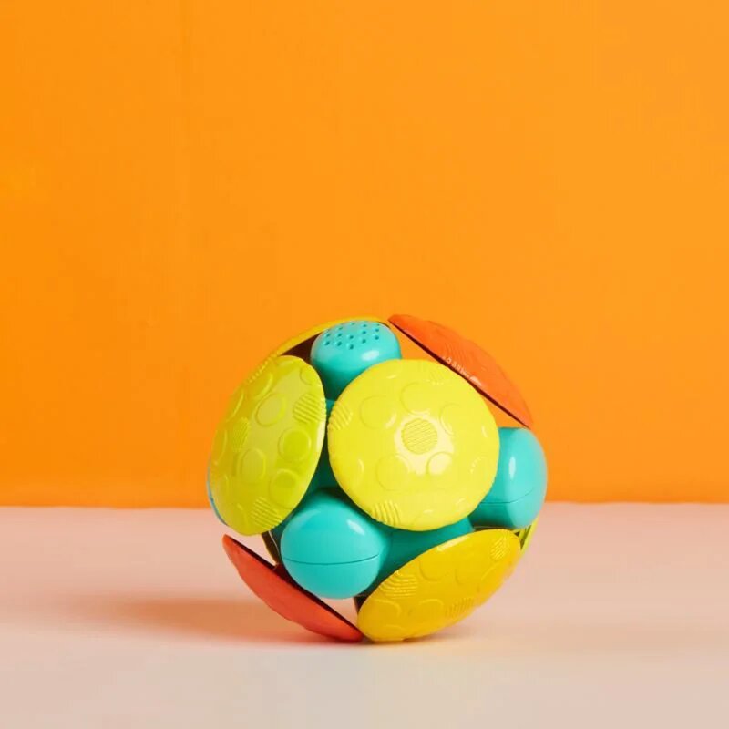 Oball Wobble Bobble igrača 3m+ 1 kos