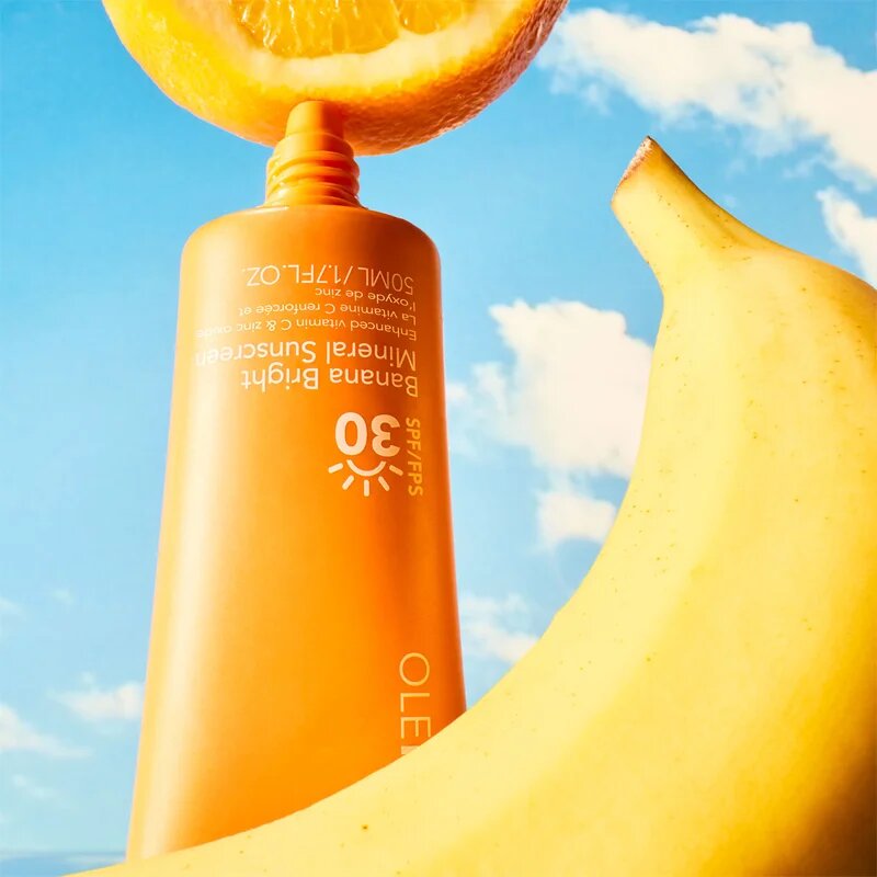 OLEHENRIKSEN Truth Banana Bright Mineral Sunscreen SPF 30 krema za sončenje za obraz z vitaminom C SPF 30 50 ml