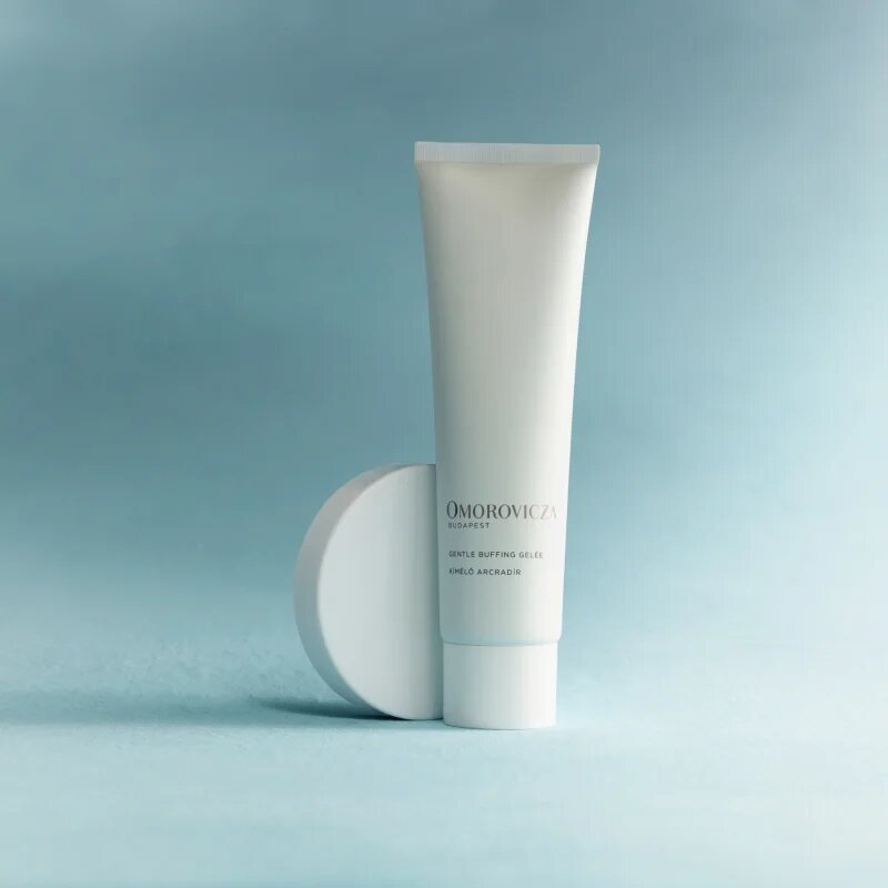 Omorovicza Gentle Buffing Gelée luščilni gel za utrujeno kožo 150 ml