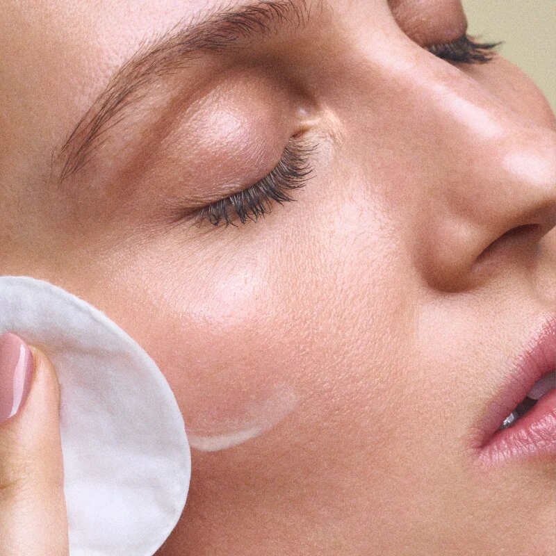 Omorovicza Hydro-Mineral Acid Milk Toner nežni tonik za obraz z učinkom eksfoliacije 100 ml