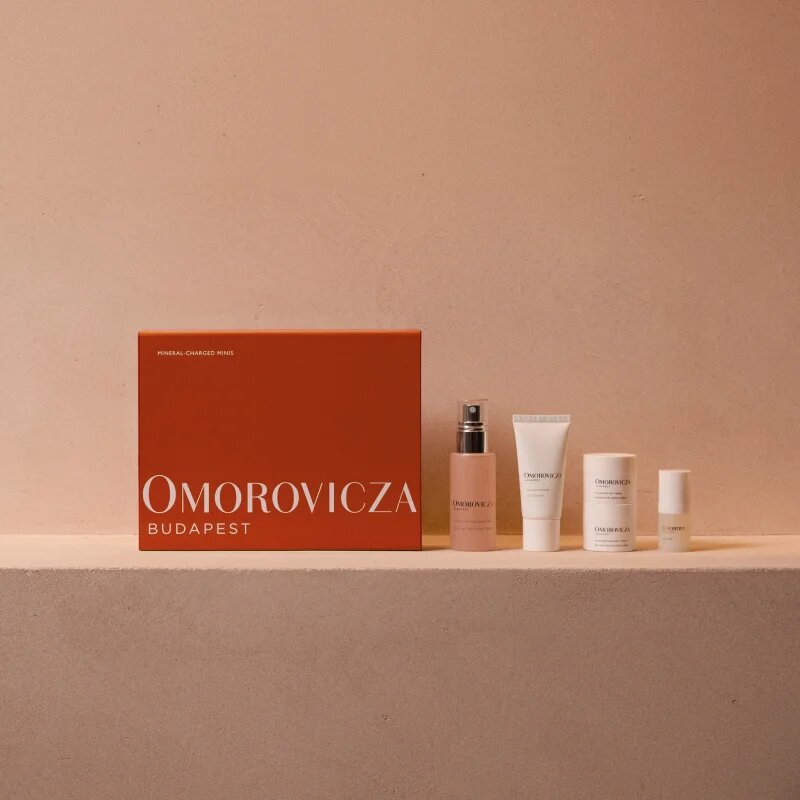 Omorovicza Mineral-charged Minis Set darilni set z minerali za vse tipe kože