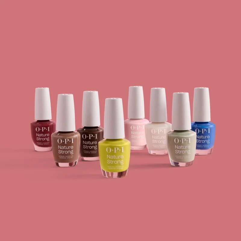 OPI Nature Strong Nails&Skin lak za nohte veganski odtenek Cauliflower Power 15 ml