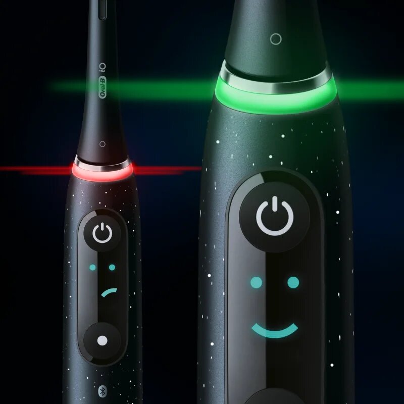 Oral-B iO10 električna zobna ščetka Black Spreckels 1 kos