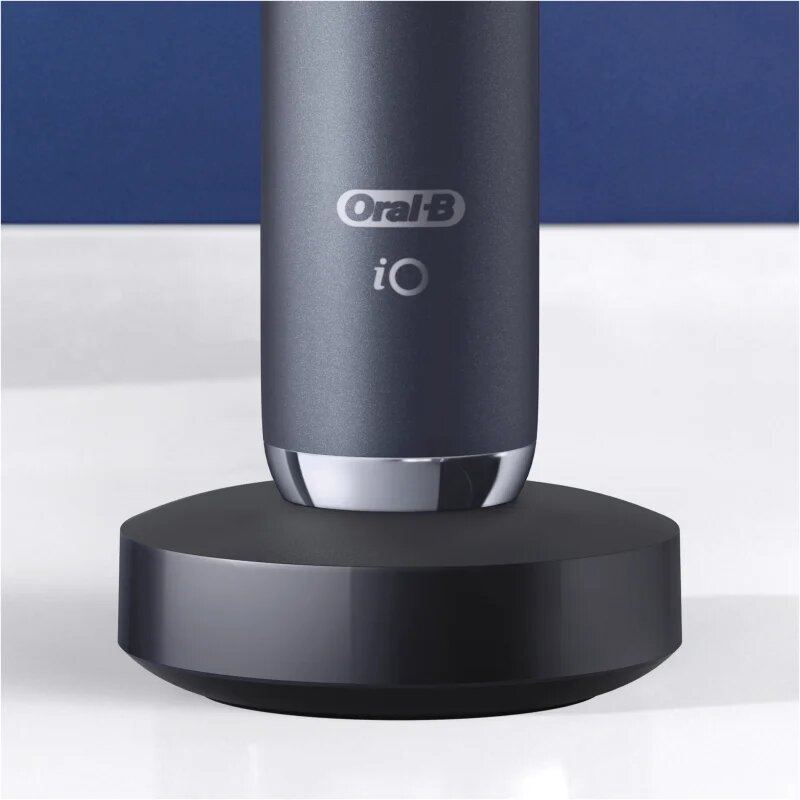Oral-B iO9 električna zobna ščetka Black 1 kos