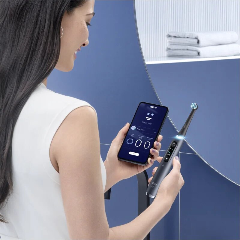 Oral-B iO9 električna zobna ščetka Black 1 kos