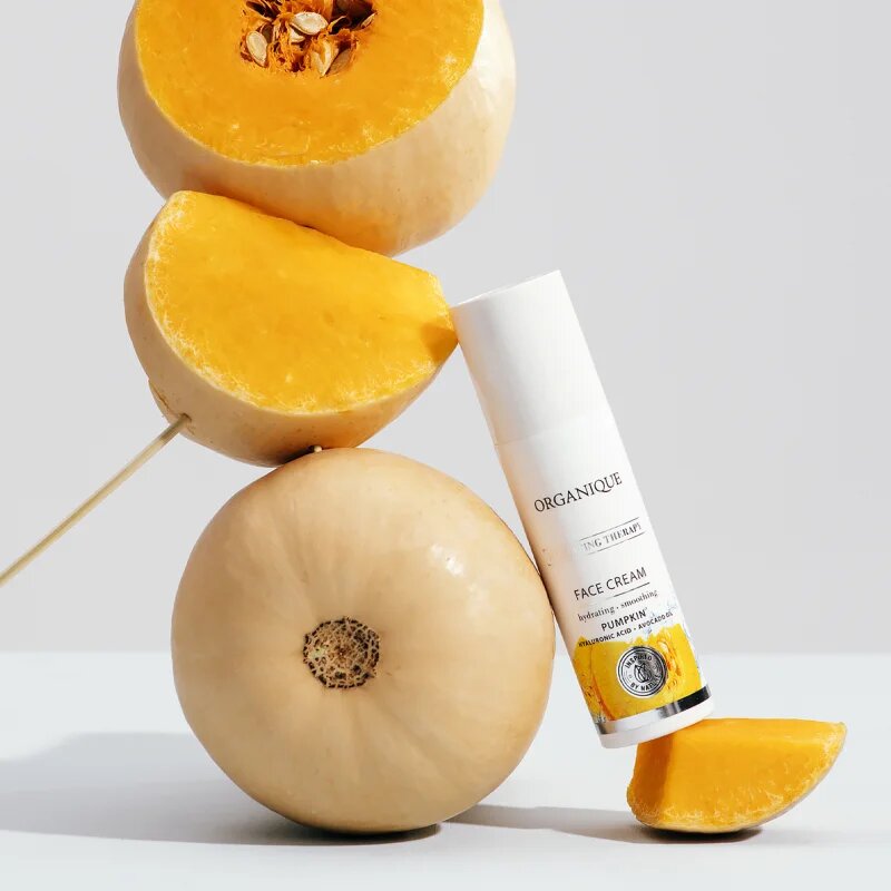 Organique Hydrating Therapy Pumpkin globinsko vlažilna krema za obraz 50 ml