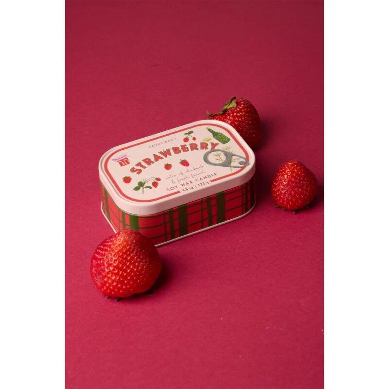 Paddywax Bistro Tin Strawberry dišeča sveča v pločevinki 127 g