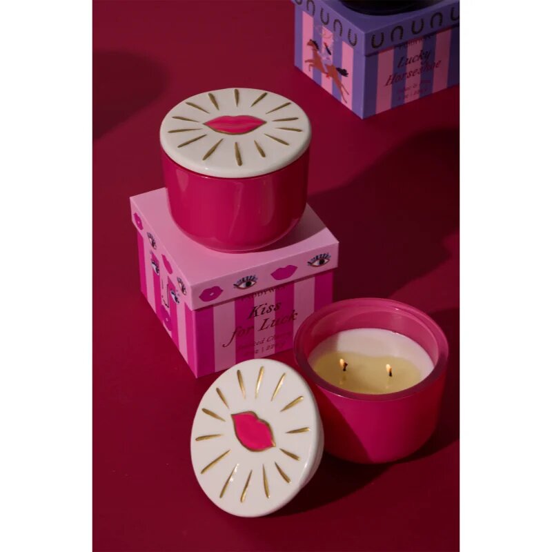 Paddywax Charmed Smoked Cherry dišeča sveča s pokrovčkom 226 g