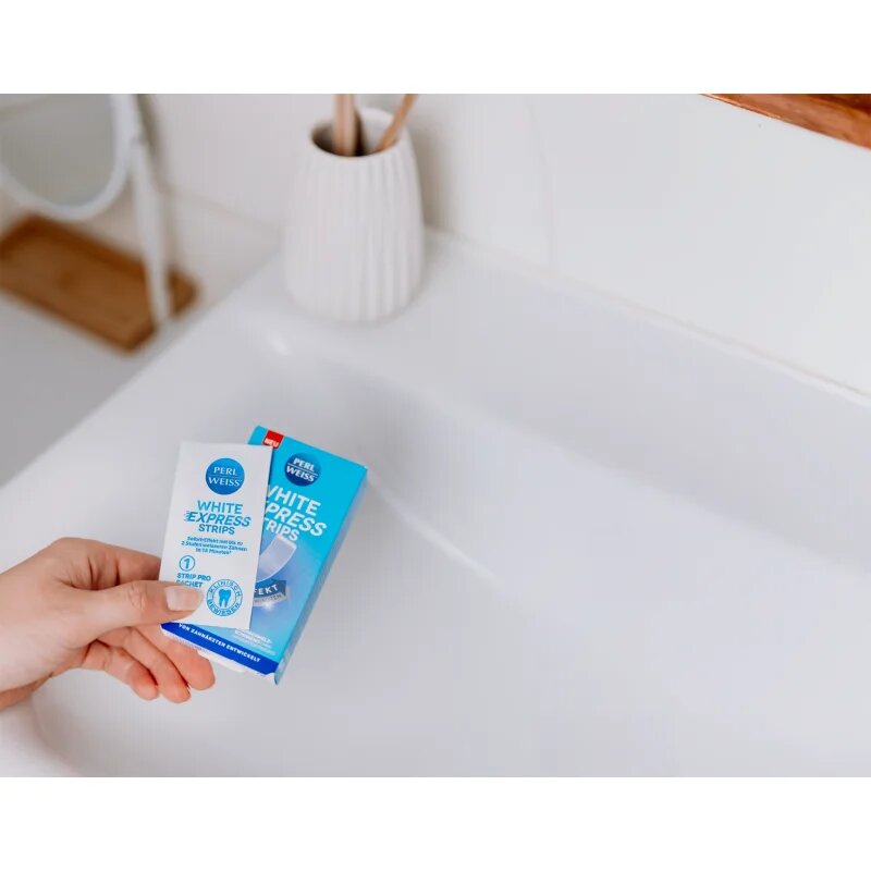 Perl Weiss White Strips Express belilni trakovi 4 kos