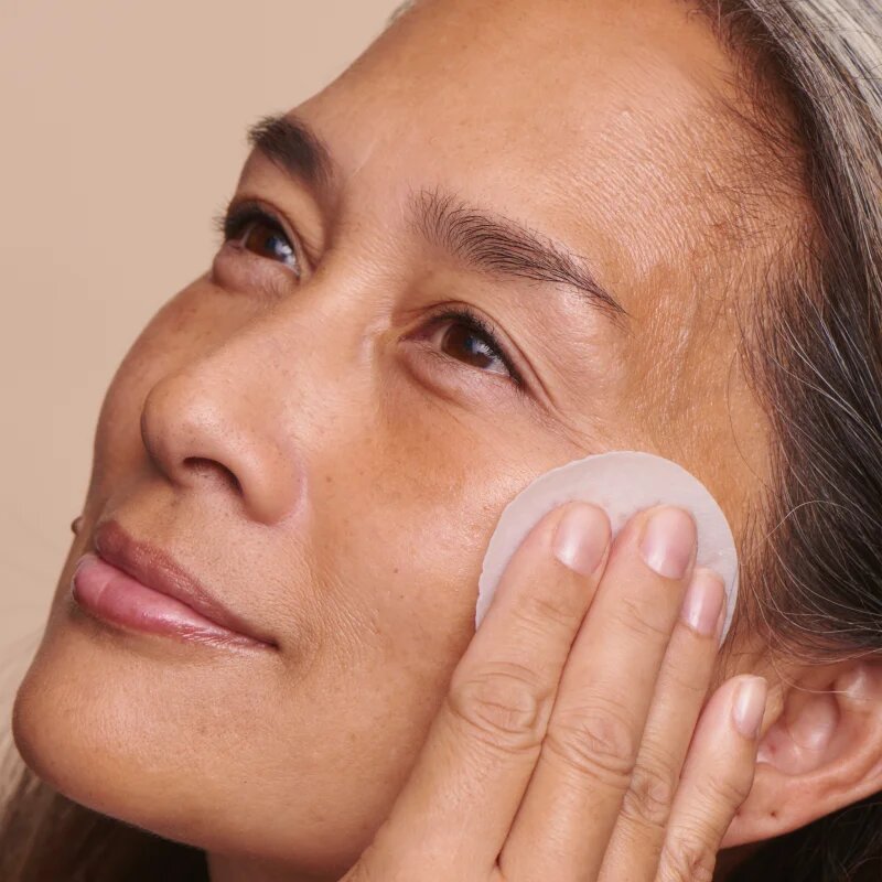 Peter Thomas Roth EVEN SMOOTHER™ Glycolic Retinol Resurfacing Peel Pads piling blazinice za obraz za noč 1 caps.