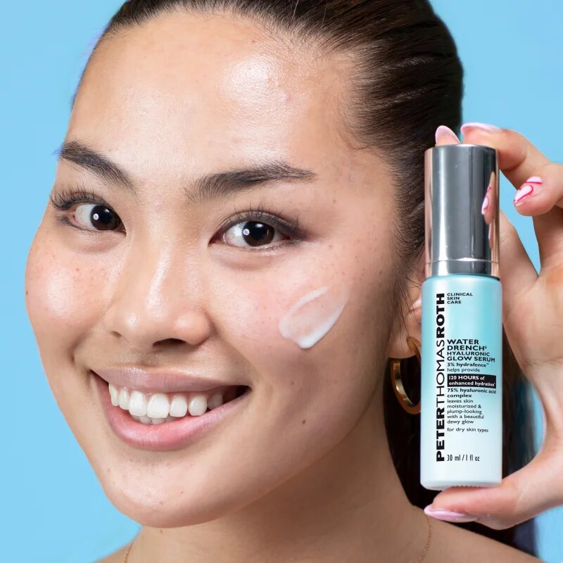 Peter Thomas Roth Water Drench Hyaluronic Glow Serum hialuronski serum za osvetlitev kože 30 ml