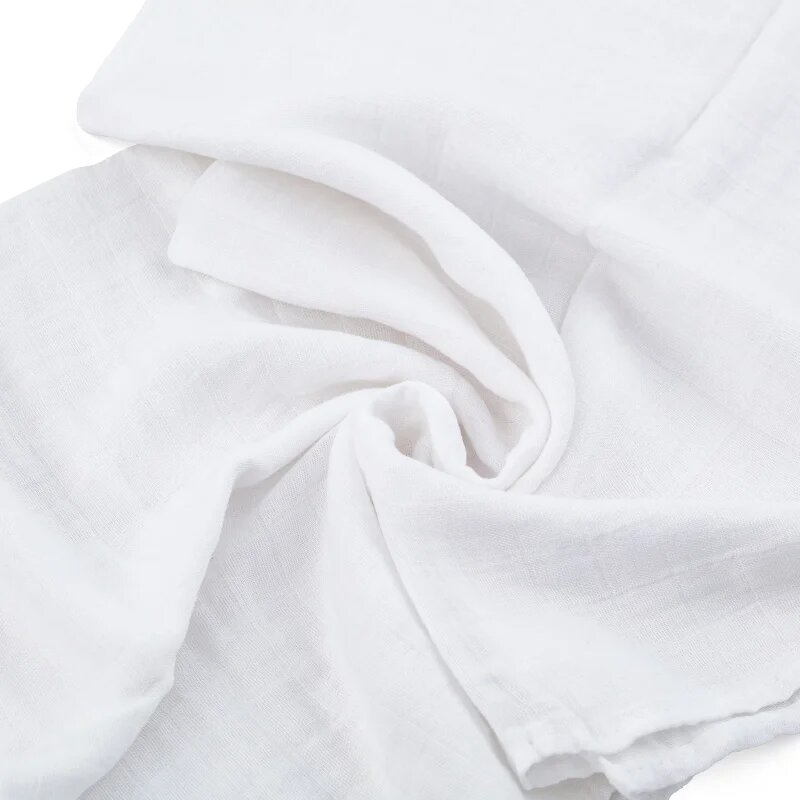 Petite&Mars Moussy plenice iz blaga Total White 68 x 68 cm 3 kos