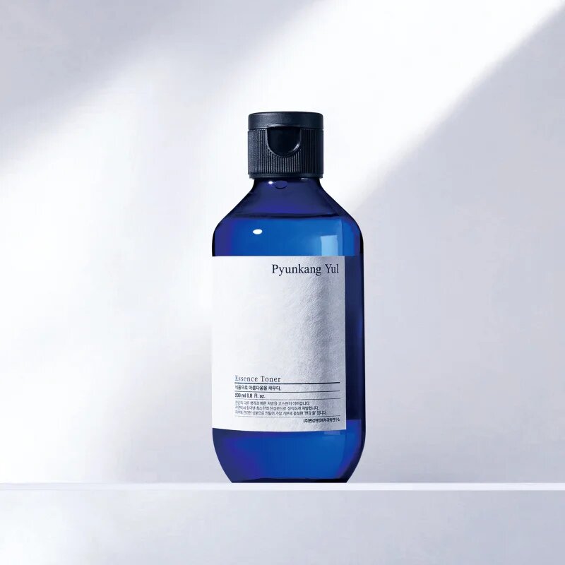 Pyunkang Yul Essence Toner esencialni pomirjevalni tonik z vlažilnim učinkom 200 ml