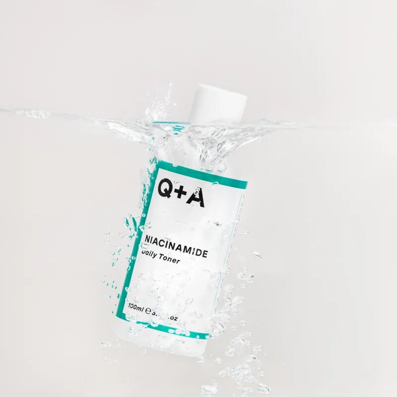 Q+A Niacinamide tonik za obraz proti nepravilnostim na koži 100 ml